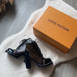 Brand new lv boots